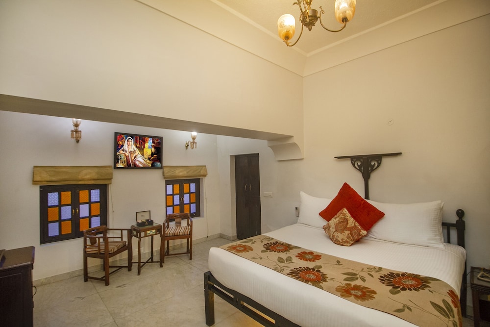 Heritage Room - Photo 10