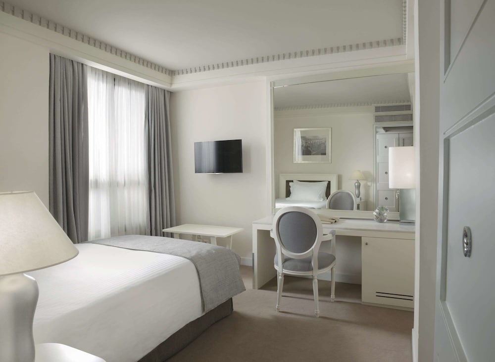 Classic Single Room