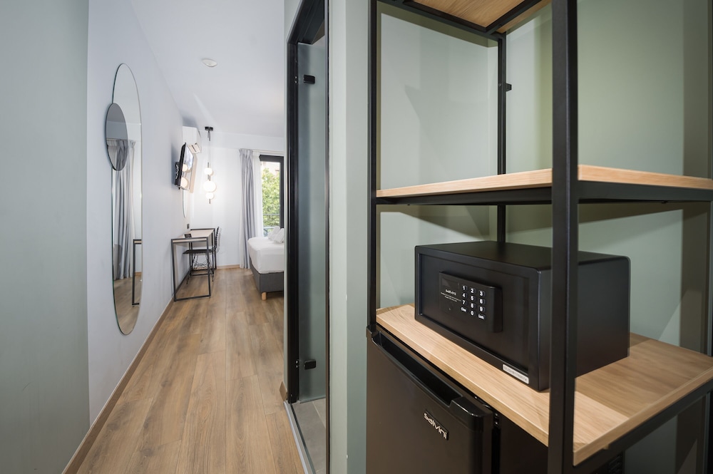 Superior Double Room, City View photo 2