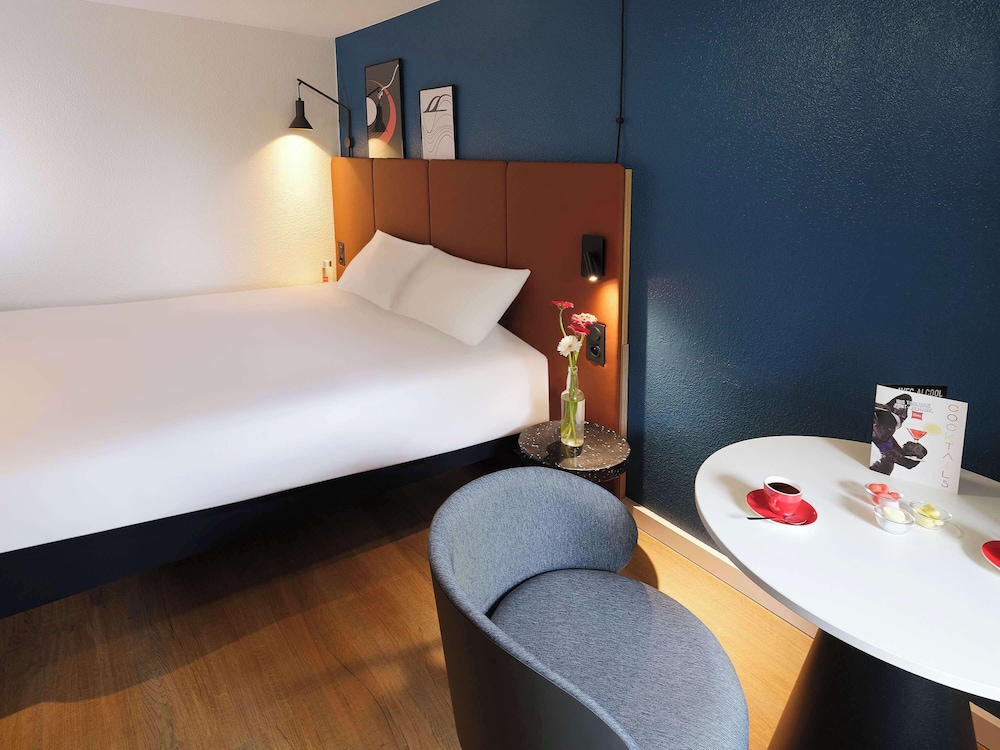 Standard Room, 1 Double Bed - Photo 3