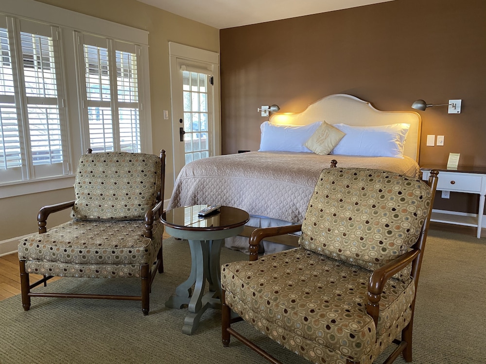 Room, 1 King Bed, Fireplace