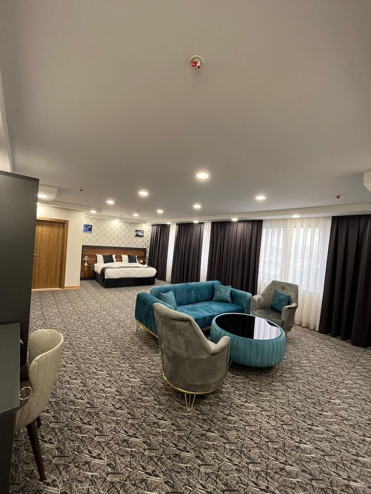 Suite photo 1
