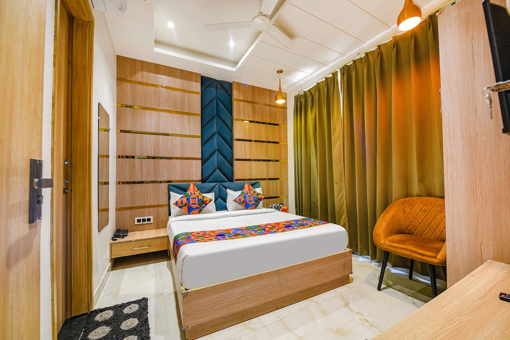 Deluxe Room - Photo 1