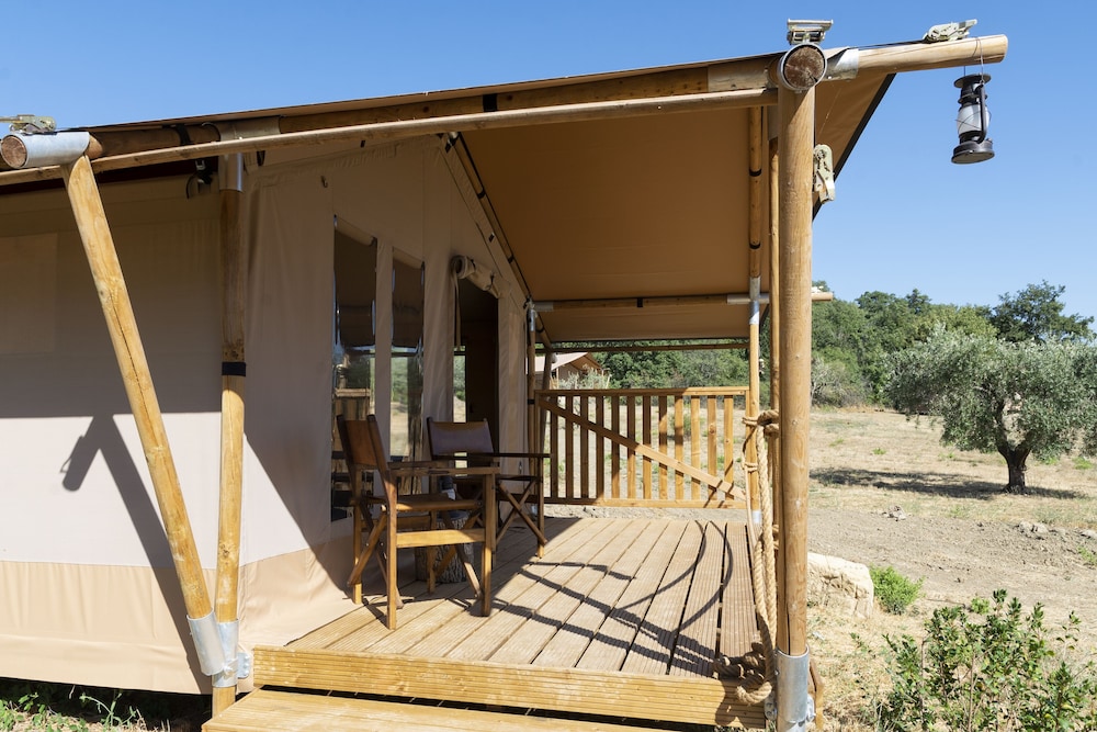 Deluxe Room, Private Bathroom ( Tenda Lusso Bagno Comet) - Photo 6
