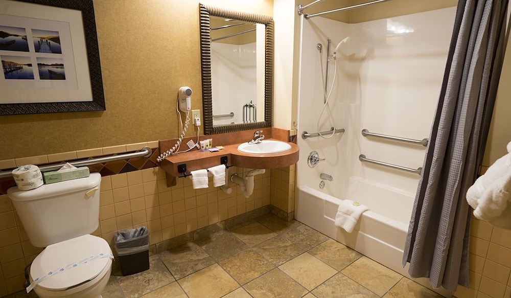 Robinson Rancheria Resort and Casino, Photo 3