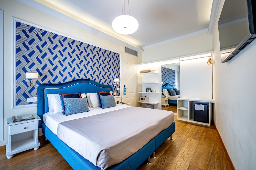 Standard Double Room, Garden View
