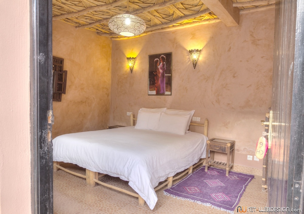 Standard Double Room, Ensuite, Pool View photo 1