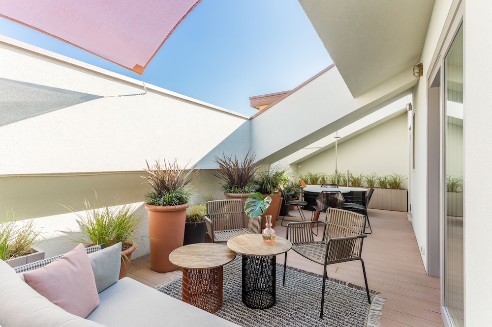 Panoramic Penthouse thumbnail 6