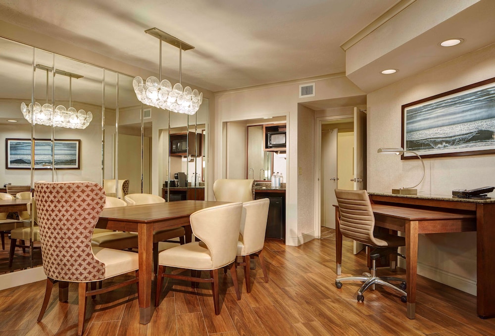 Presidential Suite, 2 Bedrooms (2 Bathrooms and 2 King Beds)
