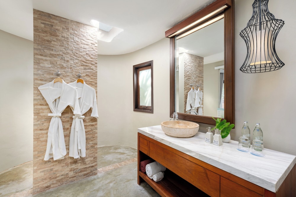 Deluxe Villa (Pool) - Photo 7