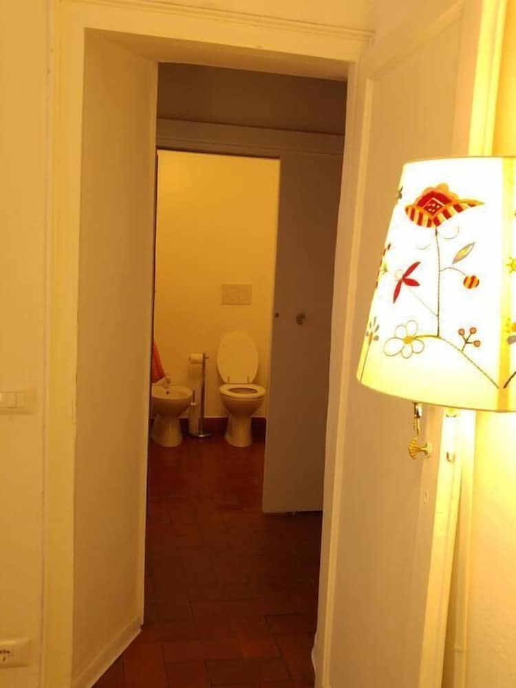 Economy Double or Twin Room (External Bathroom) photo 2