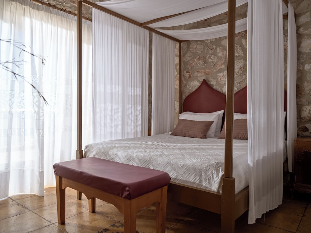 Traditional Villa, 3 Bedrooms, Private Pool, Sea View