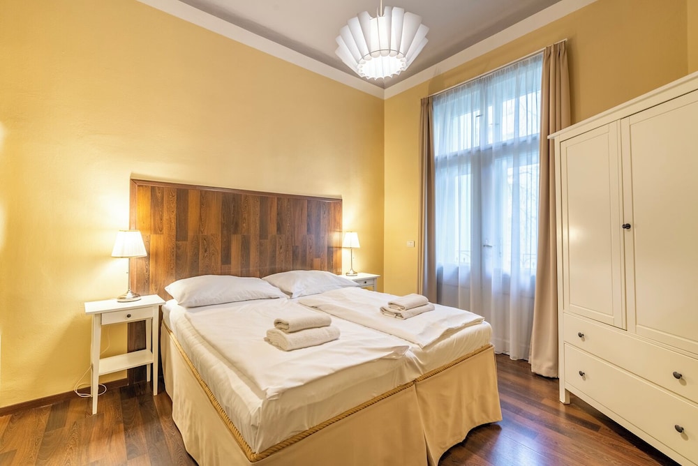 Standard Apartment