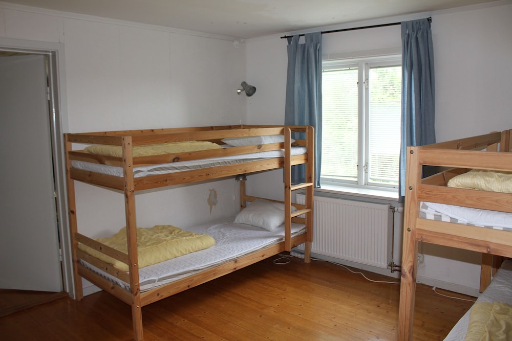 Apartment, 2 Bedrooms (6 adults, Excluding Linen/Towels) photo 2