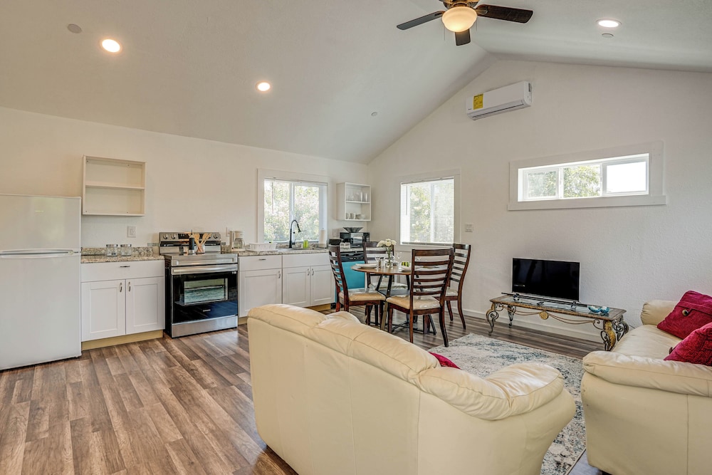 House (1 Bedroom) photo 1