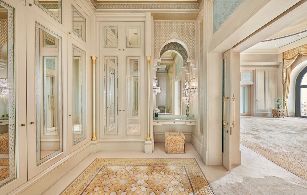Deluxe Suite (Palace) — photo 2