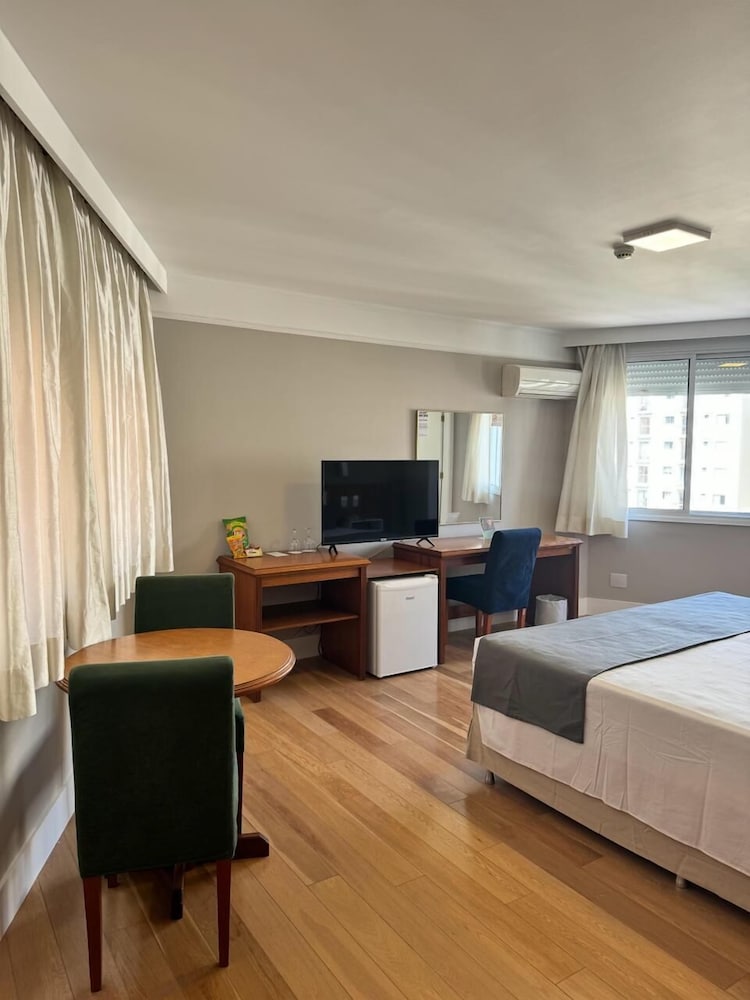 Superior Room, 1 Queen Bed (Clean)