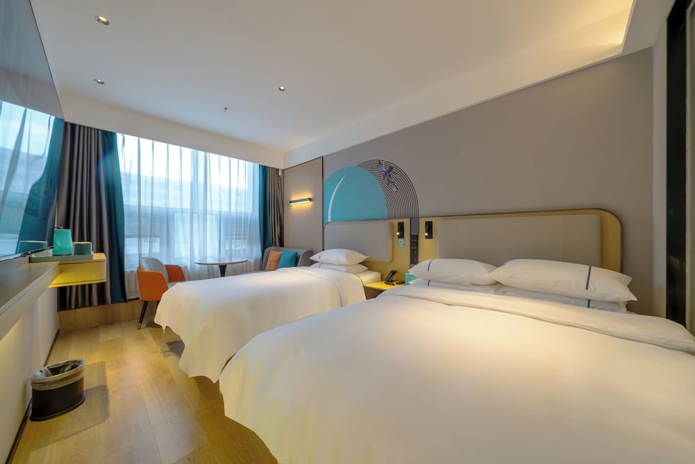 Standard Double or Twin Room, City View photo 1