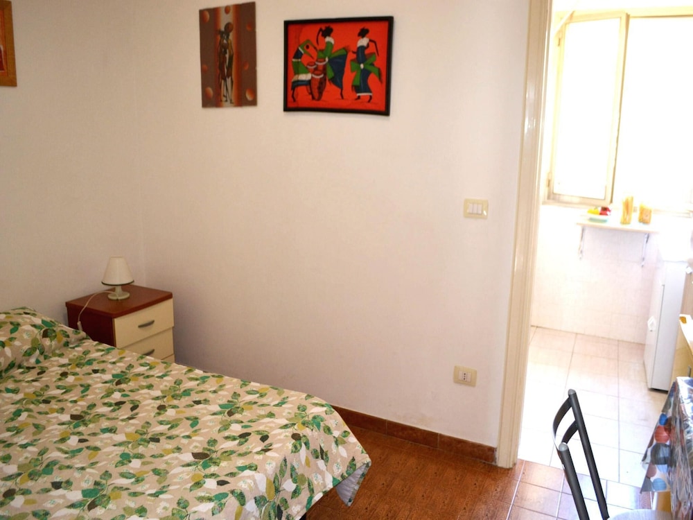 House, 1 Bedroom, Smoking