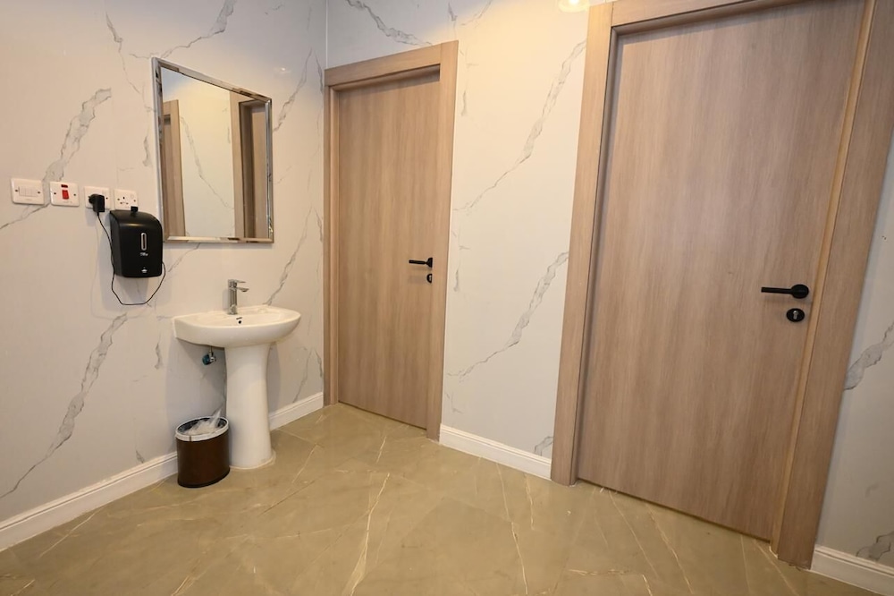 Economy Quadruple Room