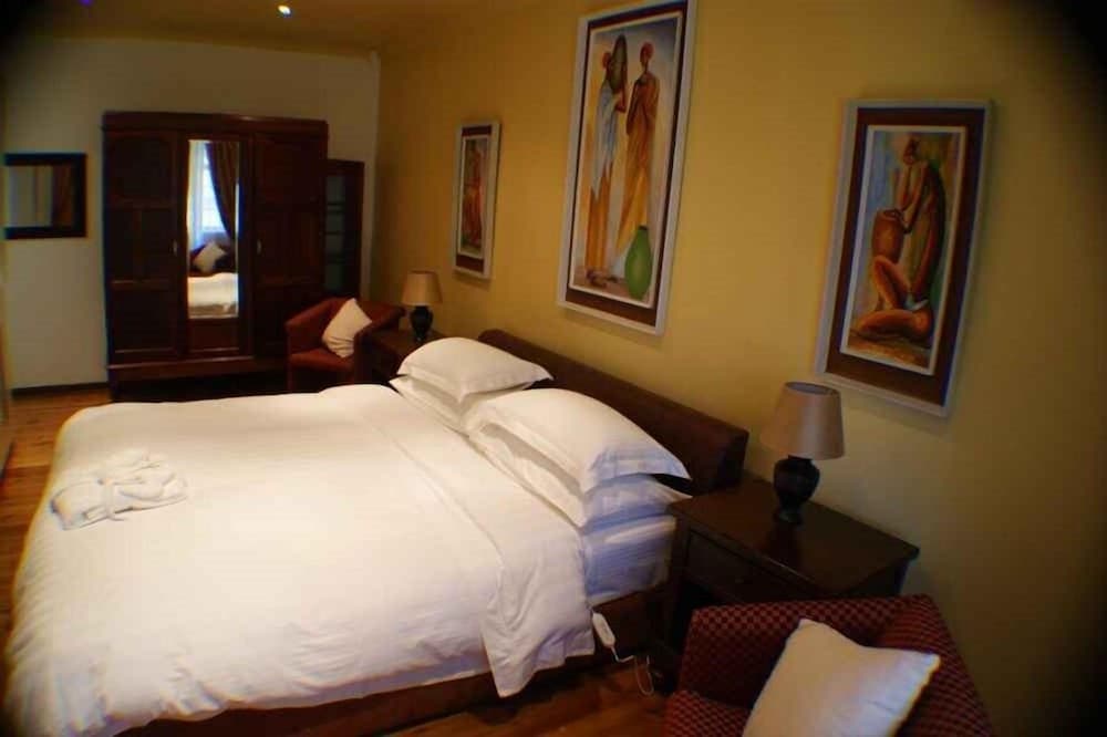 Luxury Room photo 3