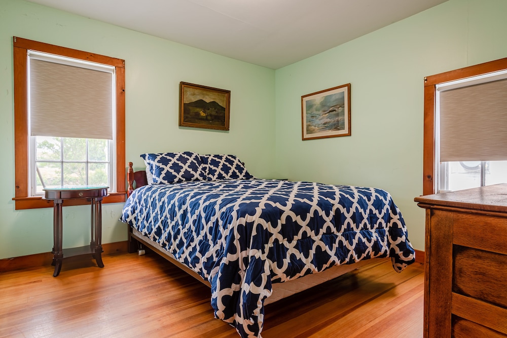Two Adjoining Rooms, Private Bathroom, Annex Building