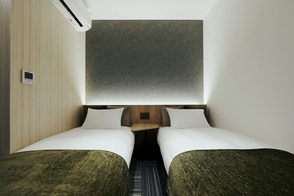 Twin Room - Photo 5