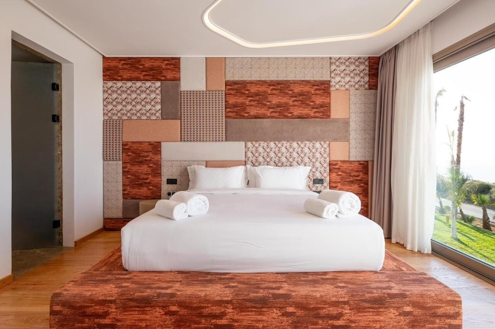 Luxury Villa photo 2