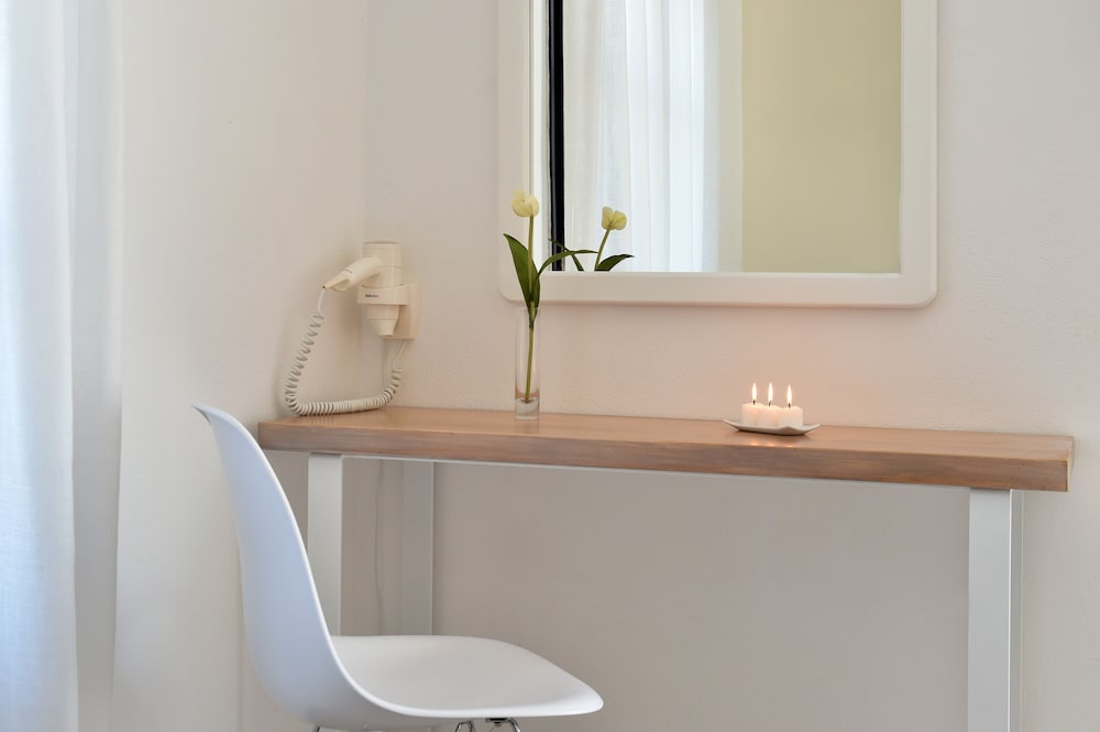 Superior Double or Twin Room (with Hydromassage Shower) photo 2