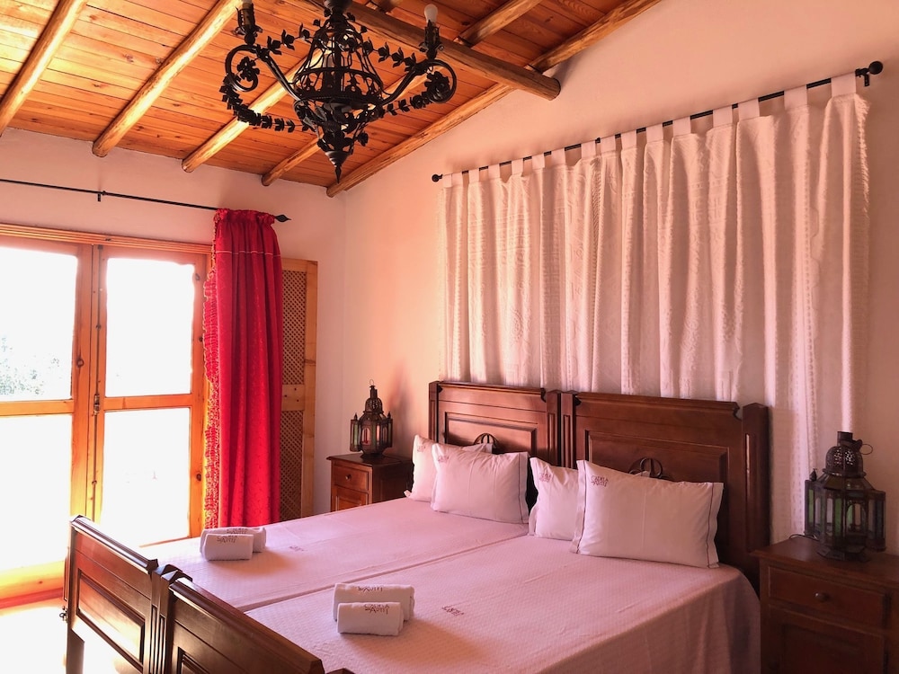 Classic Double or Twin Room, Refrigerator, Garden View - Photo 1