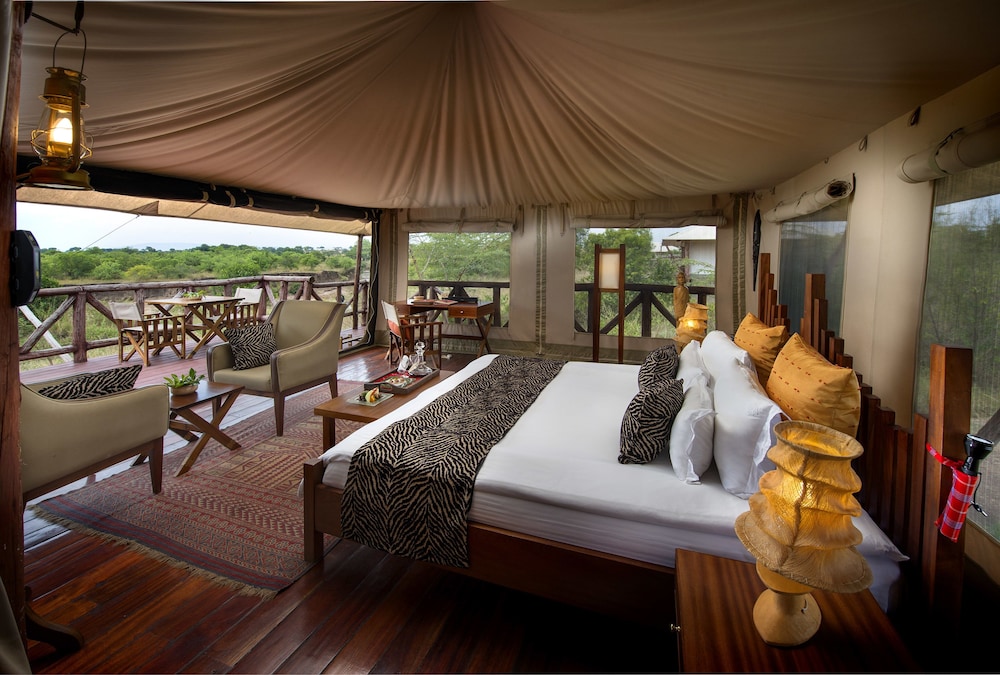 Luxury Tent photo 2