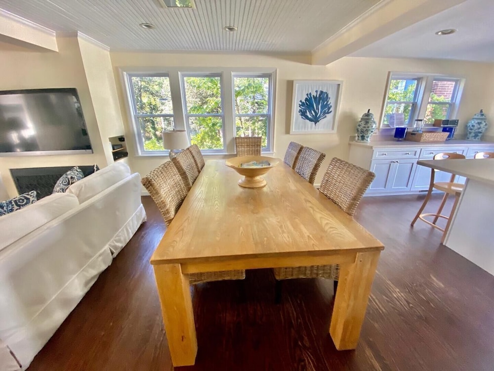 House, Multiple Beds, Kitchen, Garden View