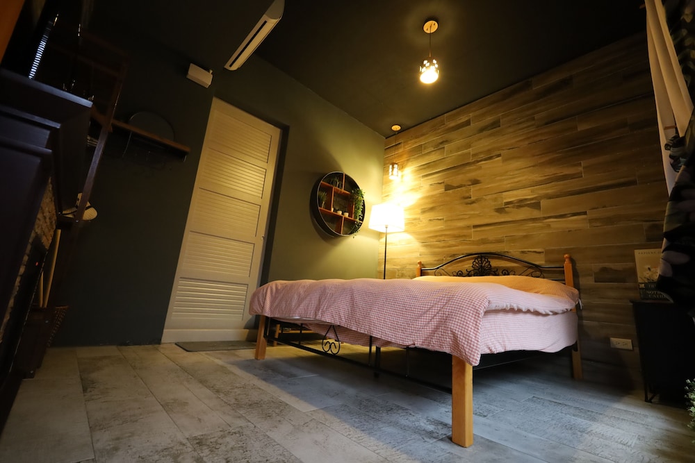 Classic Double Room - Photo 12