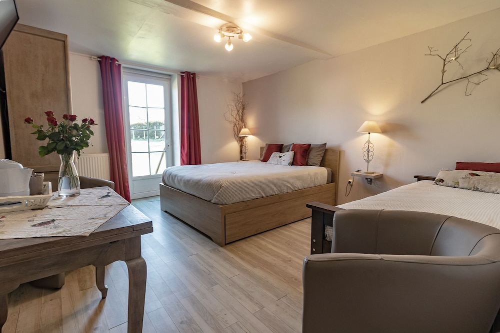 Triple Room, Ensuite, Garden View (L'Automne)