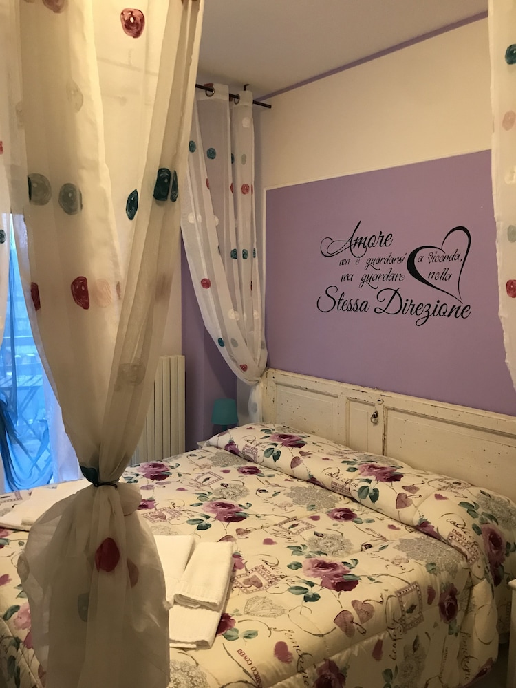 Romantic Room, Balcony photo 1