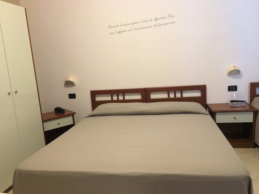 Double Room Single Use photo 1