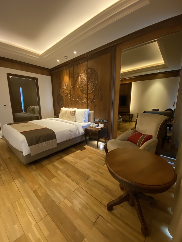 Elite Room Elite Room