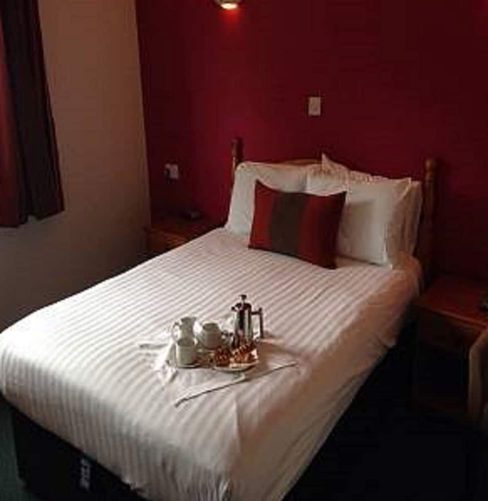 Double Room - Photo 3
