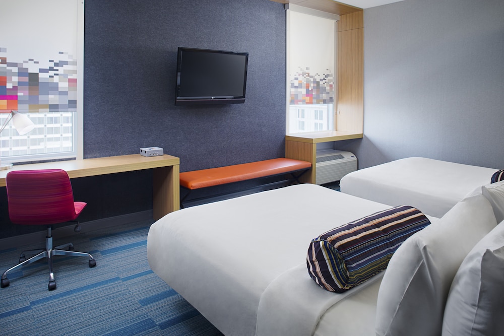 Room, 2 Queen Beds (Mobility Accessible, Tub) - Photo 1