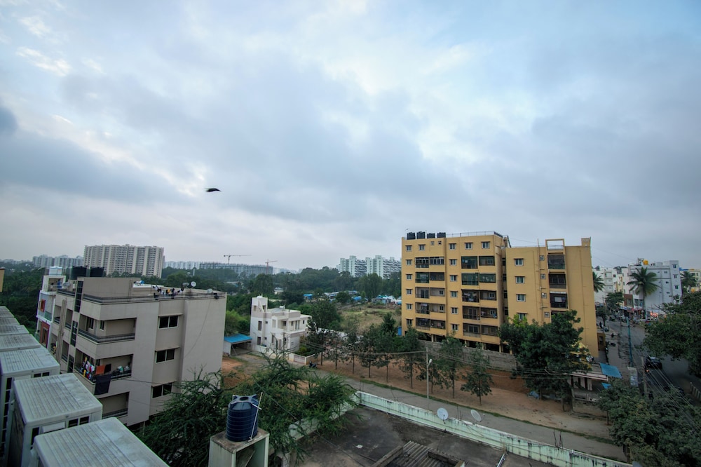 Deluxe Double or Twin Room, City View