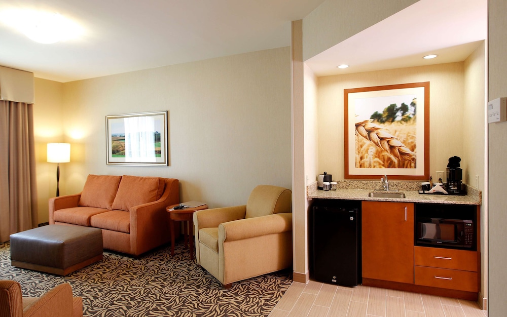 King, Suite, 1 Bedroom, Non Smoking, Fireplace photo 2