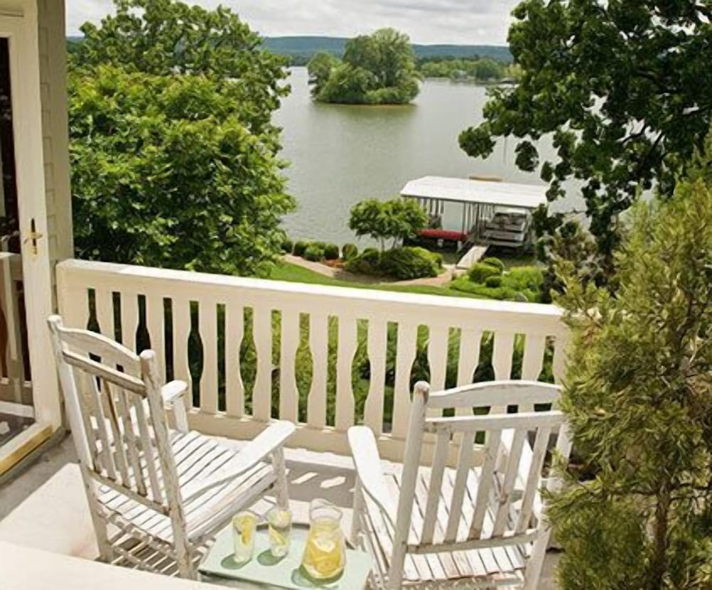 Room, Lake View (Mountain View) photo 2