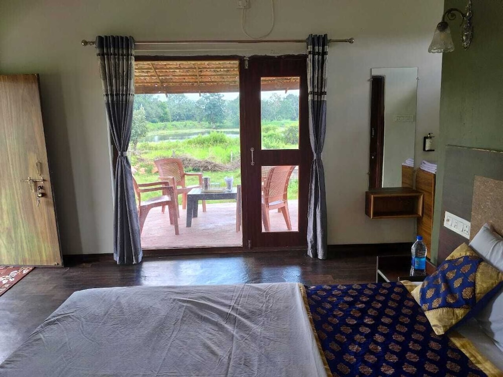 Classic Double Room, Garden View photo 2