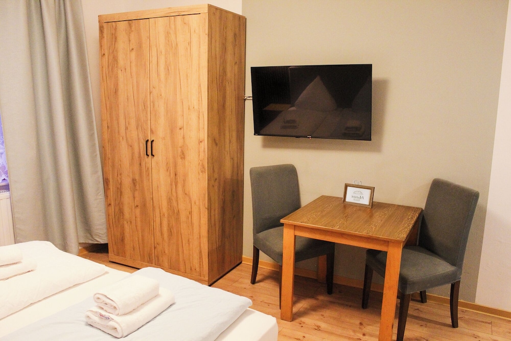 Double or Twin Room - Photo 3