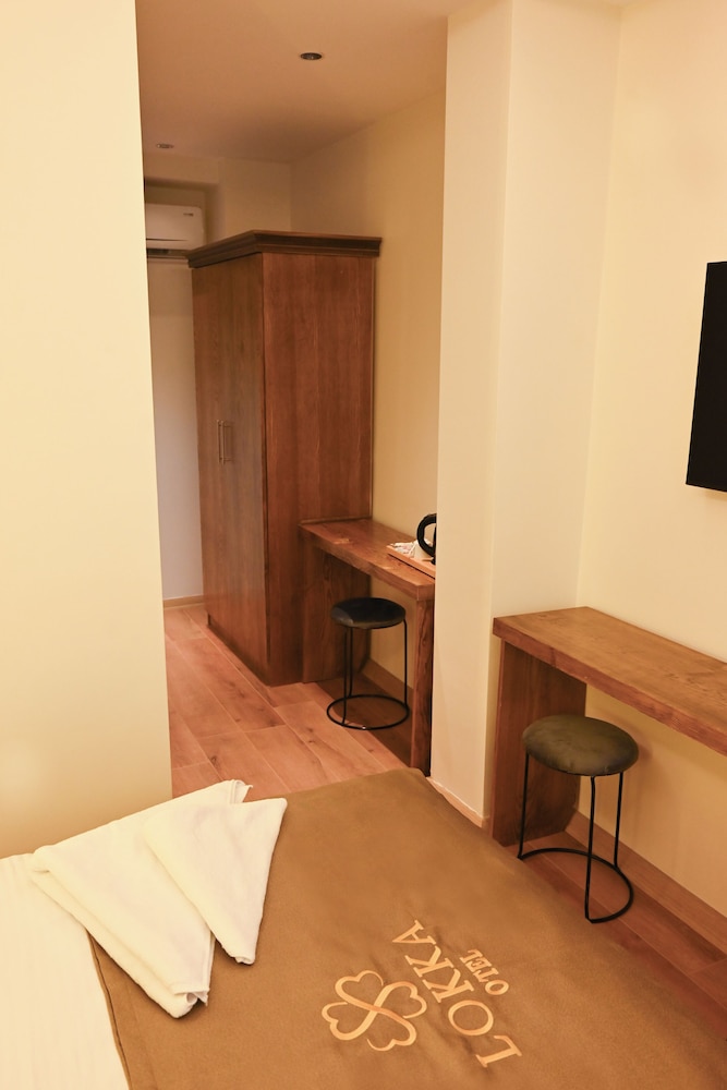 Deluxe Double Room, Partial Sea View photo 2