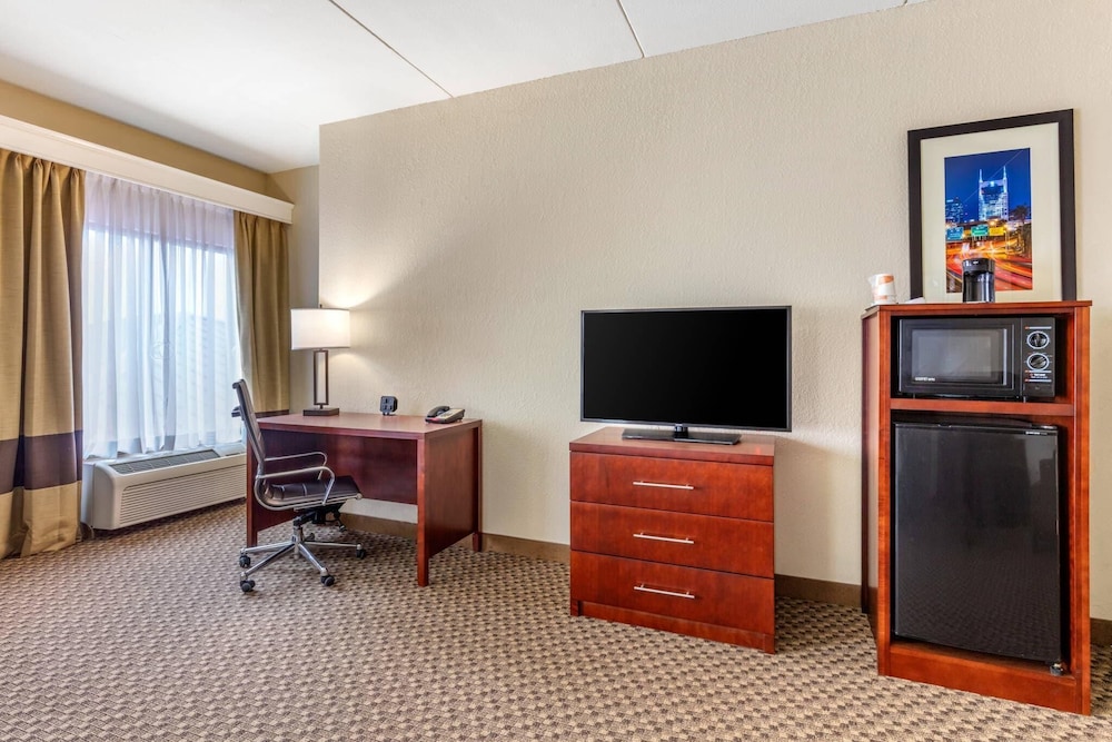 Suite, 2 Queen Beds, Accessible, Non Smoking - Photo 3