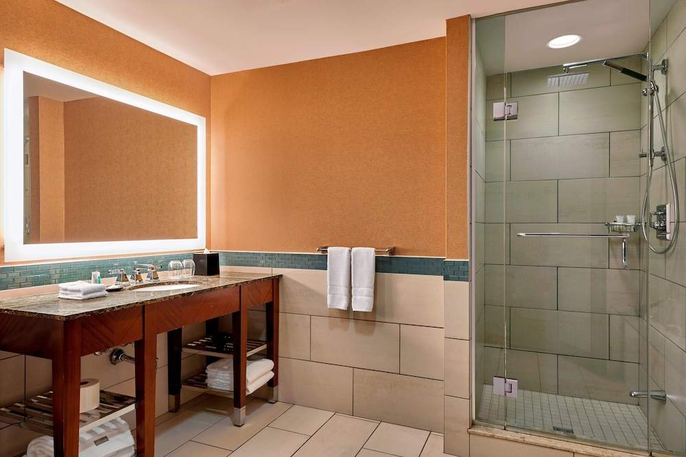 Presidential Suite, 1 Bedroom thumbnail 6