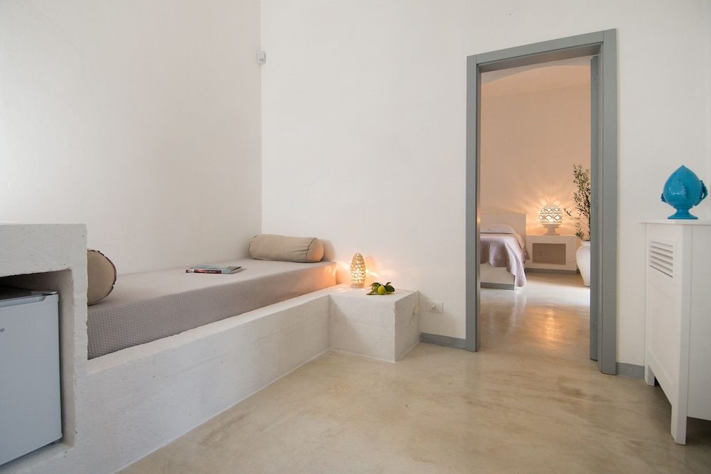 Triple Room, Pool View photo 1