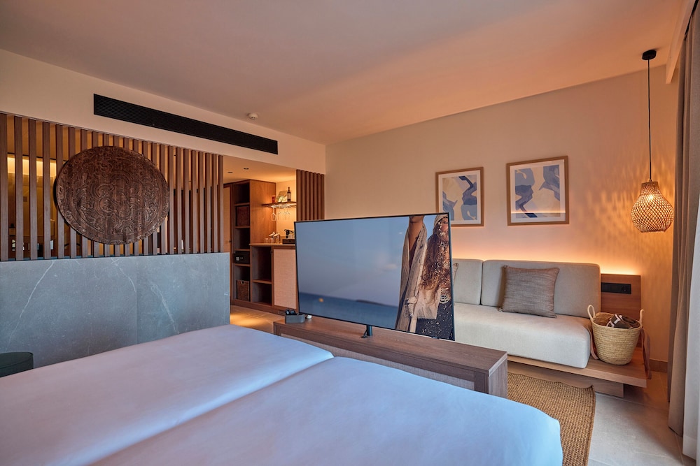 Deluxe Double Room (Mandala) - Photo 9