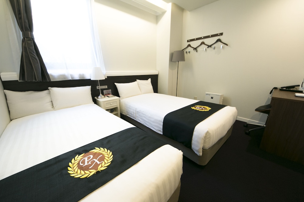 Casual Twin Room, Smoking photo 2
